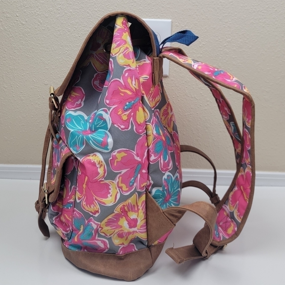 Simply Southern Floral Pocket Flap Backpack - Picture 4 of 10